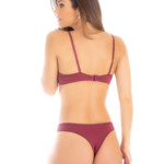 Conjunto sexy com detalhes em renda - Flor