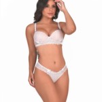 Conjunto de bojo com renda desenhada - Leona