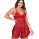 Camisola de renda com calcinha