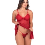 Camisola de renda com calcinha