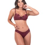 Conjunto com fita no bojo