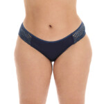 Calcinha de Renda Plus Size
