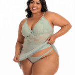 Camisola sexy plus size com calcinha