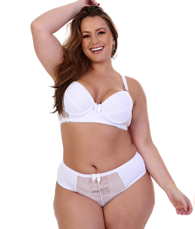 Conjunto Plus Size com renda vazada