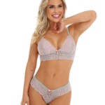 Conjunto de renda bicolor sem bojo