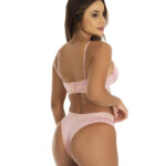 Conjunto em microfibra com elástico bordado