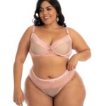 Conjunto Plus Size Feminino com Tule