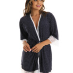 Robe em liganete estampada com renda