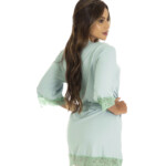 Robe feminino em microfibra