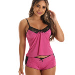 Short Doll em poá com renda