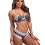 Conjunto mesclado com renda - Maria Alice