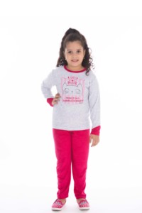 Pijama infantil em plush