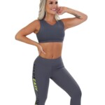 Conjunto Fitness com calça legging estampada