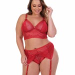 Lingerie com cinta liga Plus Size