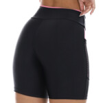 Bermuda fitness com bolso rosa costas