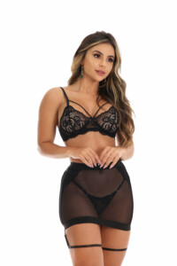 Conjunto sensual sem bojo com Saia transparente preto