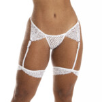Calcinha em renda com perneira