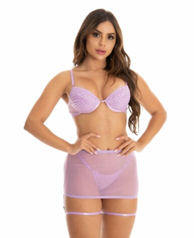 Conjunto com bojo e saia transparente sensual