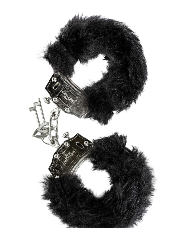 Algema de Metal com Pelúcia Preta